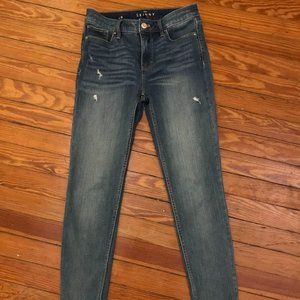 White House Black Market "The Skinny" Jean size 0